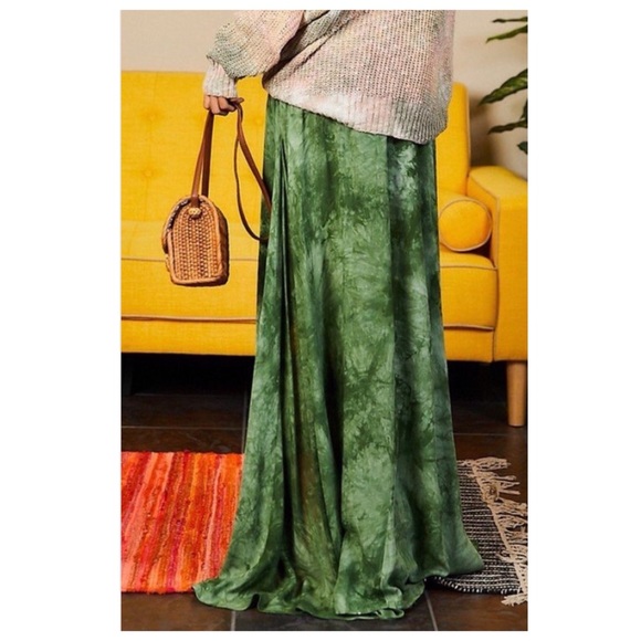 Gorgeous Boho Emerald maxi skirt - Picture 6 of 14